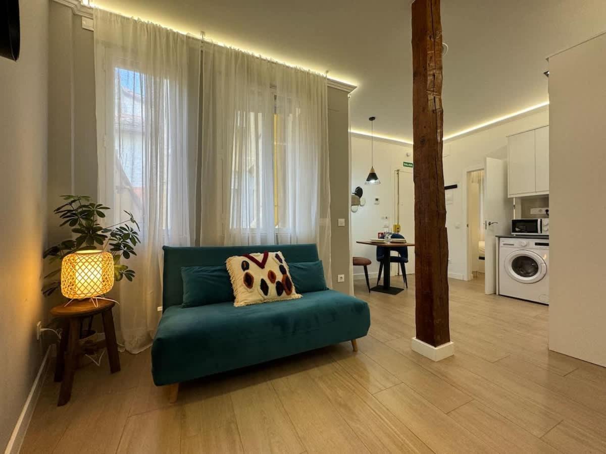 Plaza Mayor Cozy Private Apartment With Ac Madrid Exterior photo